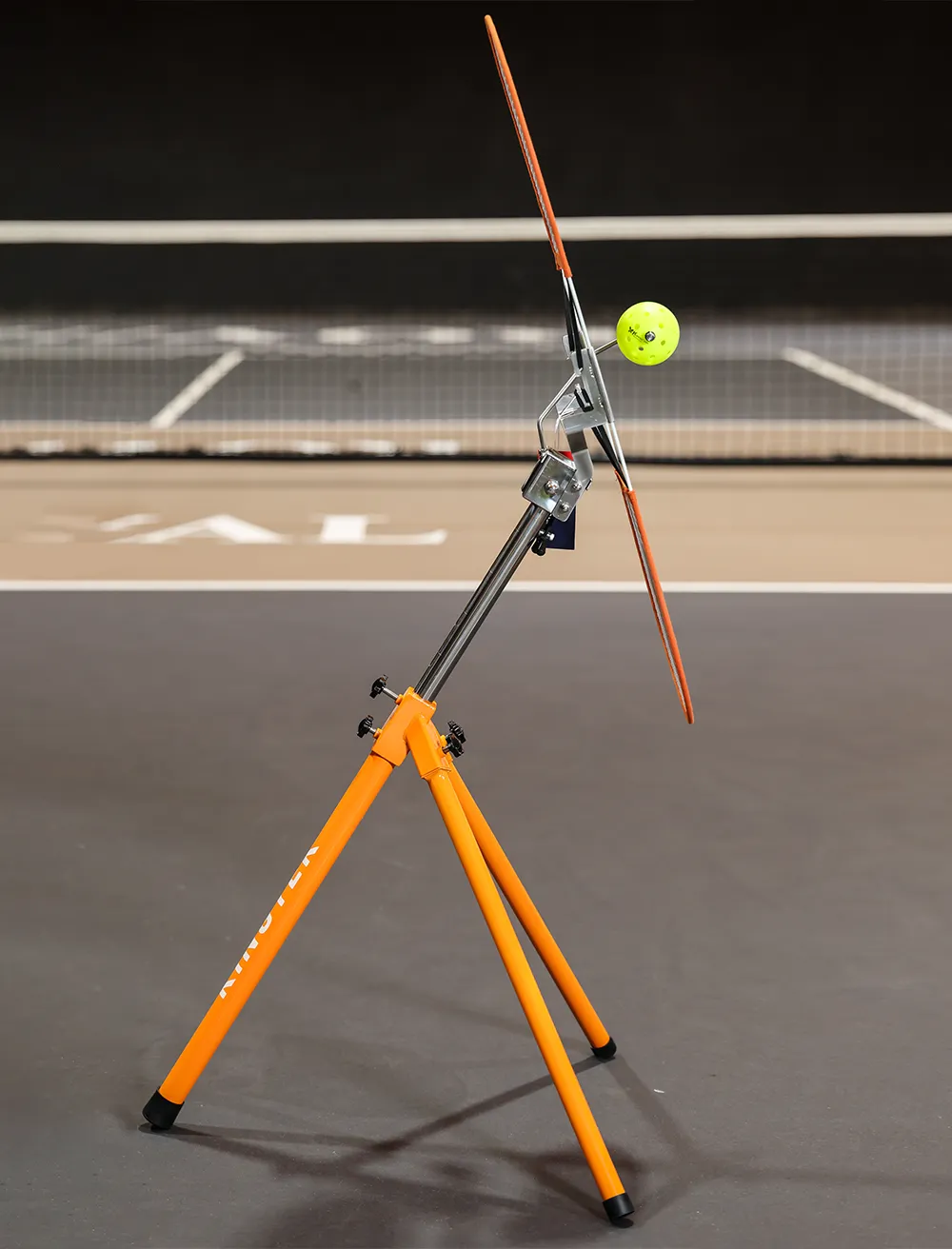 thiết bị tập topspin pickleball màu cam 2